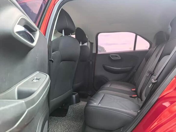 2018 MG 3 II Рестайлинг 2, красный, 1200000 рублей - вид 6