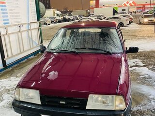 2003 Иж 2126 «Ода», красный, 110000 рублей, вид 1