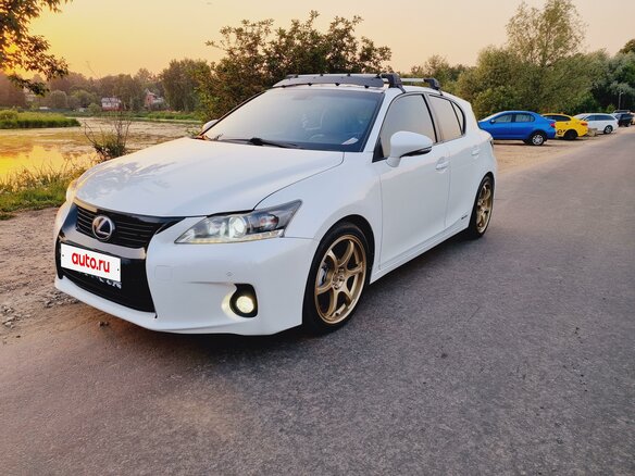 2011 Lexus CT 200h I, белый - вид 1