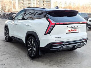 2024 Geely Atlas II, белый, 3200000 рублей, вид 3