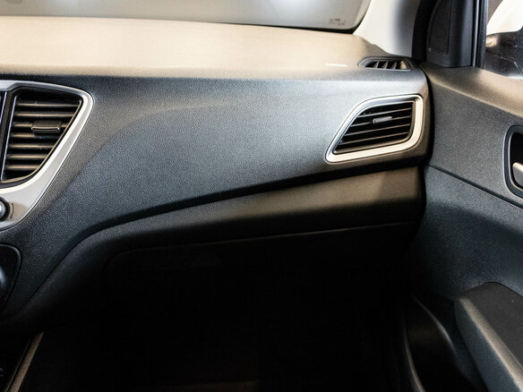 2018 Hyundai Solaris II, белый, 1175000 рублей - вид 7