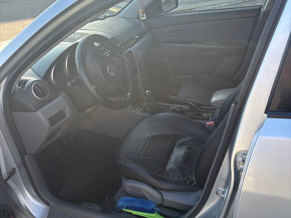 2006 Mazda 3 I (BK) Рестайлинг, серебристый, 430000 рублей - вид 9