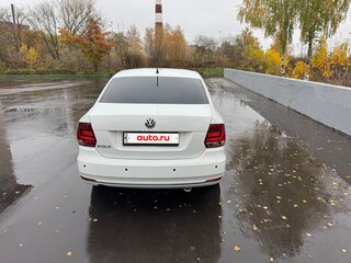2015 Volkswagen Polo V Рестайлинг, белый, 1200000 рублей, вид 5