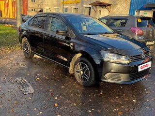 2014 Volkswagen Polo V, чёрный, 880000 рублей, вид 4