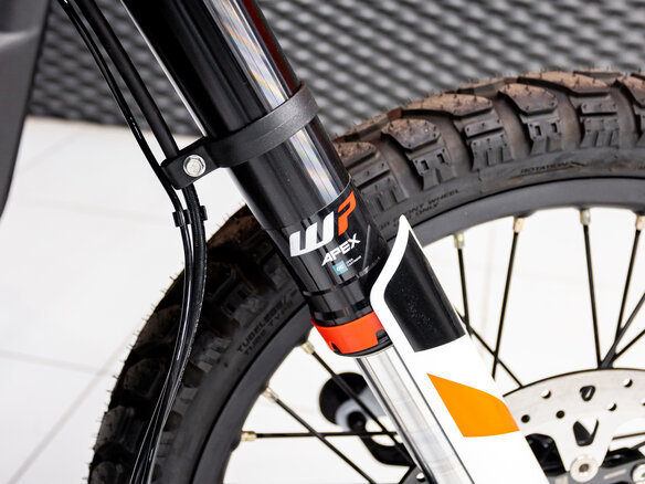 2026 KTM 390 Adventure R, оранжевый, 889000 рублей - вид 12