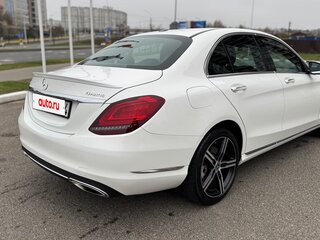 2019 Mercedes-Benz C-Класс 300 IV (W205) Рестайлинг, белый, 2500000 рублей, вид 2