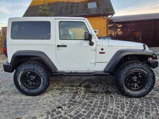2016 Jeep Wrangler III (JK), белый, 3499000 рублей, вид 3
