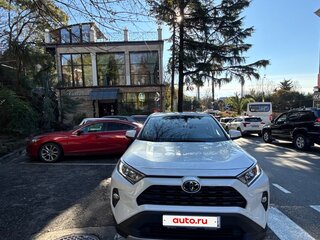 2022 Toyota RAV4 V (XA50), белый, 3495000 рублей, вид 1