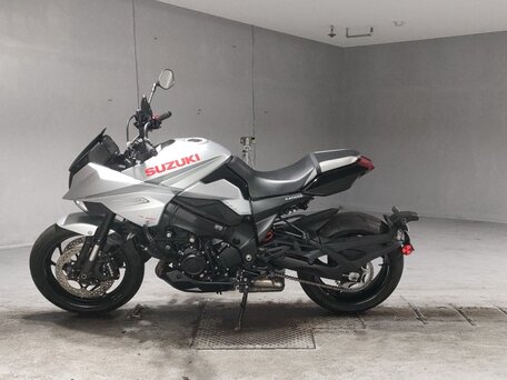 2020 Suzuki GSX-S 1000S Katana, серебристый, 1151000 рублей, вид 2