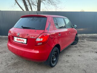 2013 Skoda Fabia II Рестайлинг, красный, 465000 рублей, вид 4