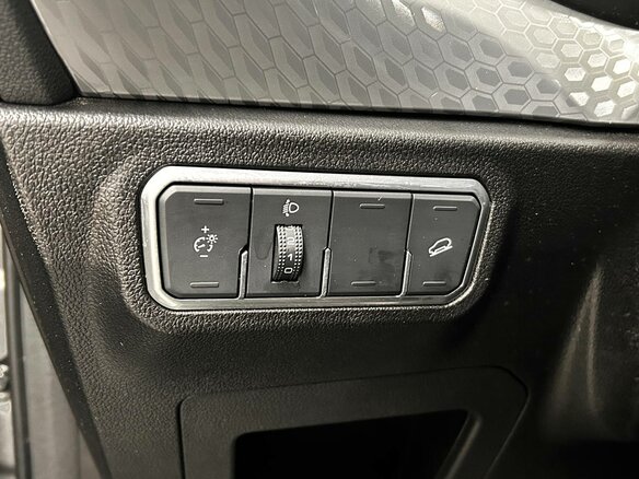 2024 Haval F7x I Рестайлинг, серый, 2380000 рублей - вид 17