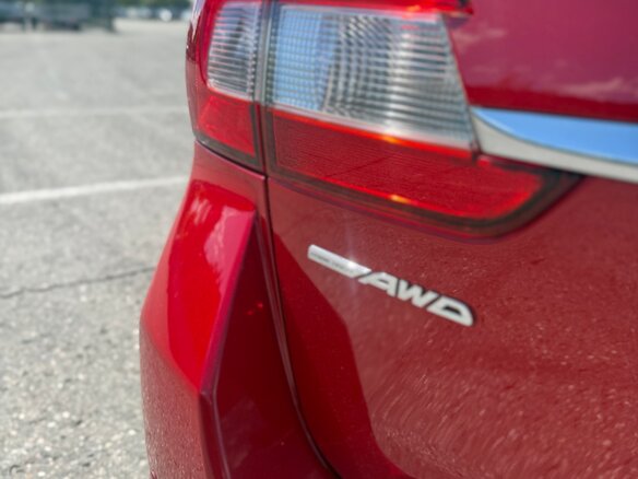 2015 Subaru Levorg I, красный, 1600000 рублей - вид 13