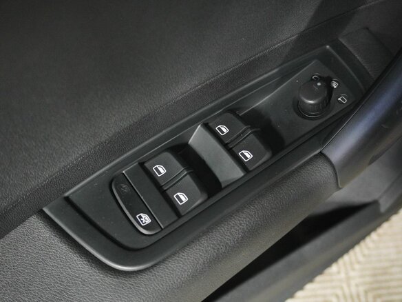 2012 Audi A1 I (8X), красный - вид 16