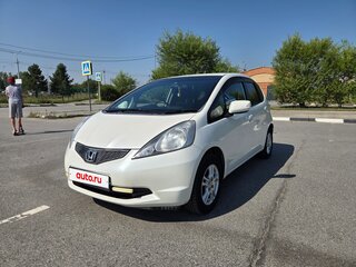 2010 Honda Fit II, белый, 550000 рублей, вид 3