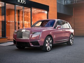 2025 Rolls-Royce Cullinan I Рестайлинг (Series II), розовый, 65000000 рублей, вид 2
