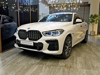2022 BMW X6 40i III (G06), белый, 7964000 рублей, вид 1