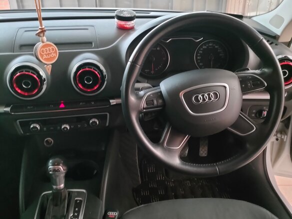 2016 Audi A3 III (8V), белый, 1550000 рублей - вид 6