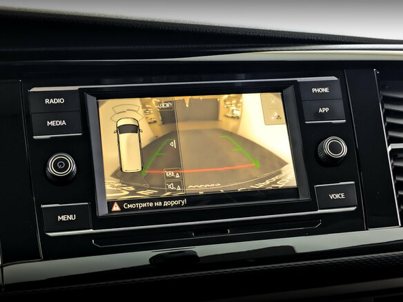 2021 Volkswagen Multivan T6 Рестайлинг, чёрный, 5685000 рублей - вид 29