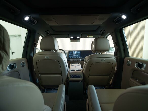 2025 Li Auto (Lixiang) L9 52.3 kWh I Рестайлинг, чёрный - вид 32