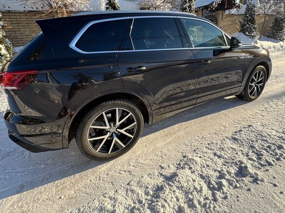 2018 Volkswagen Touareg III, коричневый, 7500000 рублей - вид 5