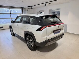 2026 Suzuki Across I (UAE Market), белый, 3799000 рублей, вид 4