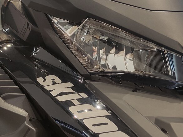 2024 BRP Ski-Doo Skandic LE 900 ACE, чёрный, 2590000 рублей - вид 5