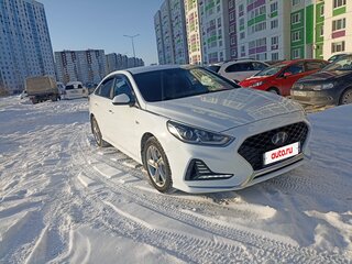 2020 Hyundai Sonata VII (LF) Рестайлинг, белый, 1399000 рублей, вид 3