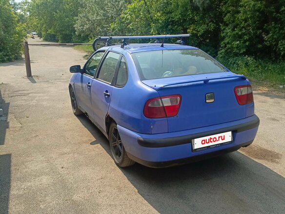 2000 SEAT Cordoba I Рестайлинг, синий, 50000 рублей - вид 2