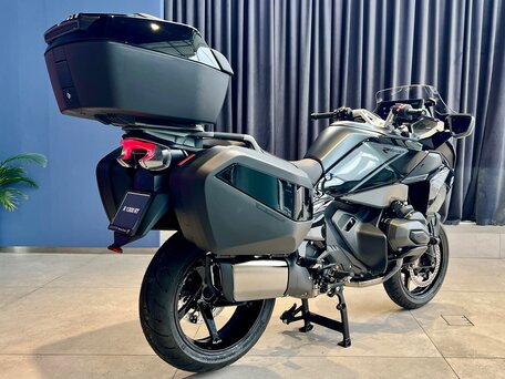 2025 BMW R 1300 RT, чёрный, 3570000 рублей, вид 4