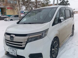 2019 Honda Stepwgn Spada V Рестайлинг, белый, 2550000 рублей, вид 1