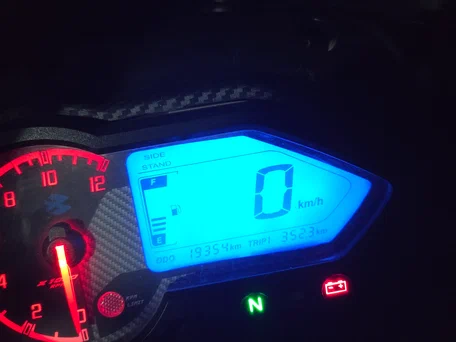 2022 Bajaj Pulsar 180, серый, 140000 рублей, вид 5