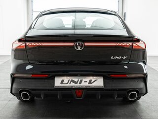2024 Changan UNI-V I, чёрный, 3329900 рублей, вид 4