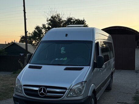 2007 Mercedes-Benz Sprinter, серебристый, 2900000 рублей, вид 2