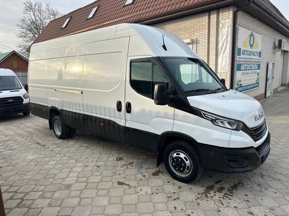 2023 Iveco Daily, белый, 4900000 рублей - вид 4
