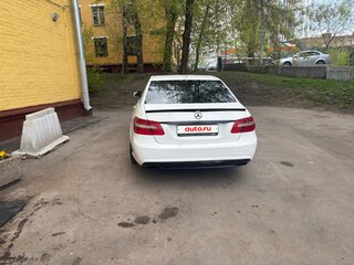 2013 Mercedes-Benz E-Класс 200 7G-Tronic IV (W212, S212, C207), белый, 1530000 рублей, вид 4
