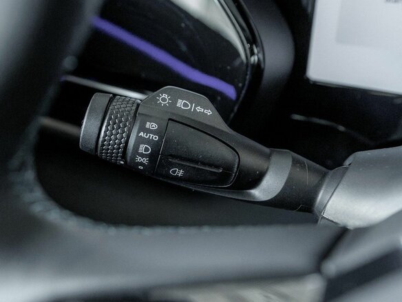 2026 Geely Monjaro I Рестайлинг, чёрный - вид 22