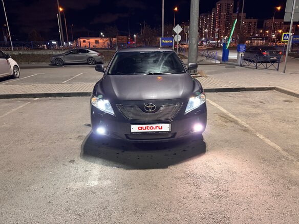 2009 Toyota Camry VI (XV40), серый, 999999 рублей
