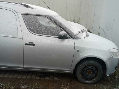 2008 Skoda Praktik, серебристый, 360000 рублей, вид 1