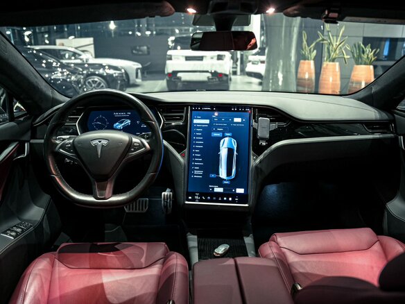 2019 Tesla Model S Performance I Рестайлинг, серый - вид 14