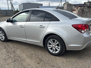 2013 Chevrolet Cruze I Рестайлинг, серебристый, 750000 рублей, вид 5