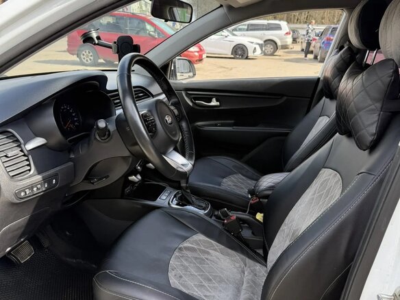 2020 Kia Rio IV, белый, 1270000 рублей - вид 6