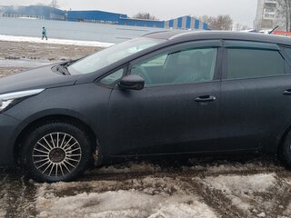 2016 Kia Ceed II Рестайлинг, жёлтый, 505000 рублей, вид 4