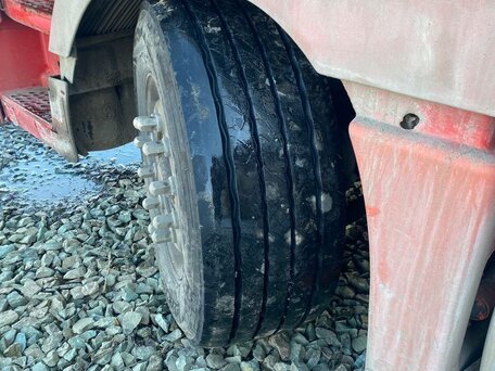 2000 Mercedes-Benz Actros, красный, 1700000 рублей, вид 4