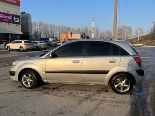2008 Kia Rio II, серебристый, 490000 рублей, вид 2