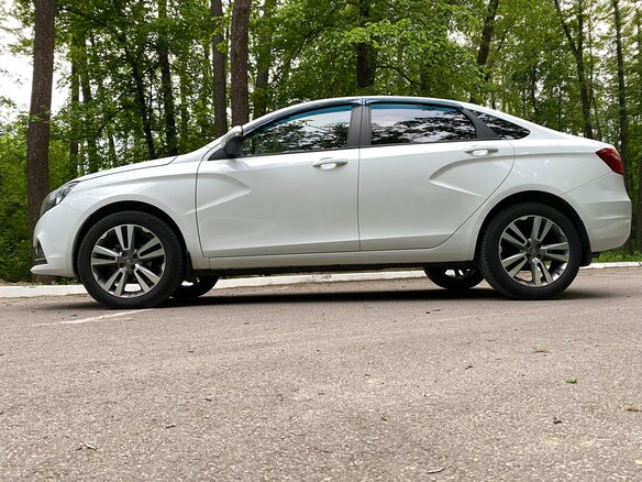 2018 Lada (ВАЗ) Vesta I, белый, 850000 рублей - вид 10