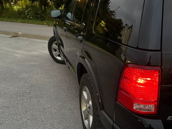 2005 Ford Explorer III, чёрный - вид 18