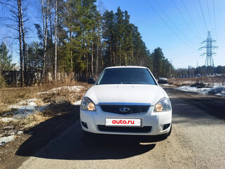 2017 Lada (ВАЗ) Priora I Рестайлинг, белый, 460000 рублей, вид 2