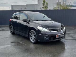 2011 Nissan Tiida I Рестайлинг, чёрный, 599000 рублей, вид 3
