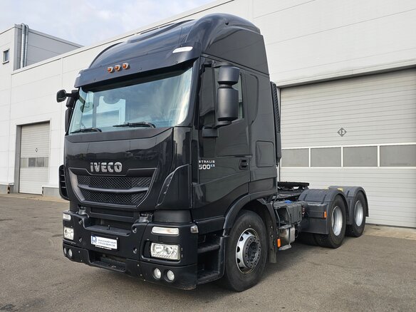 2022 Iveco Stralis, чёрный
