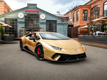 2018 Lamborghini Huracán Performante I, золотистый, 20500000 рублей, вид 1